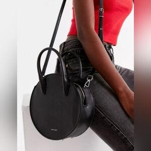 Matt & Nat Circle Crossbody